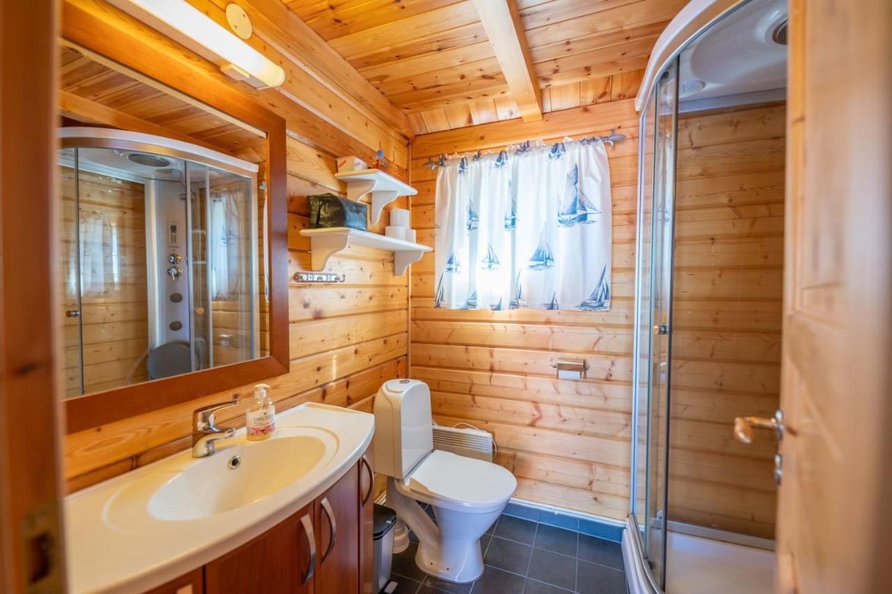 Sørvågen Rorbua Havfruenヴィラ エクステリア 写真